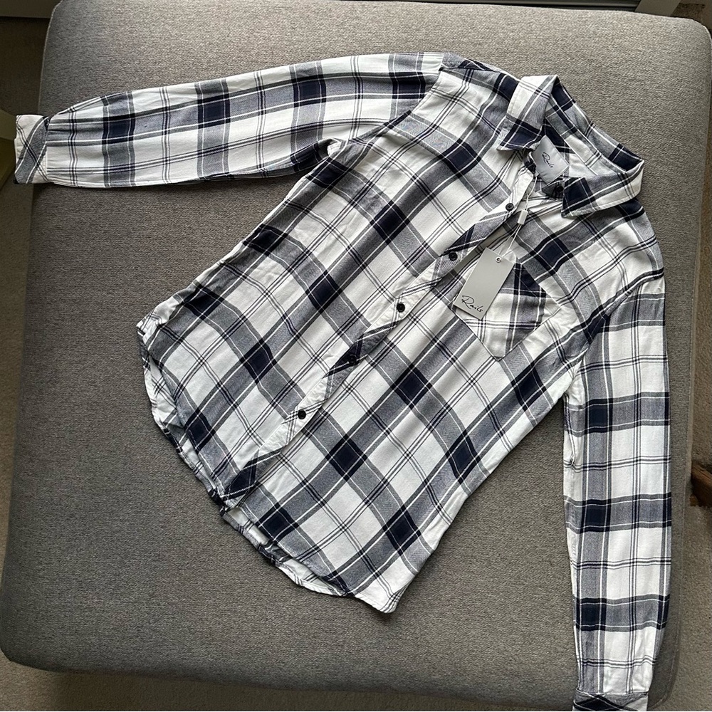 NWT Rails Hunter Plaid Button Down Long Sleeve Shirt Small - Picture 2 of 5